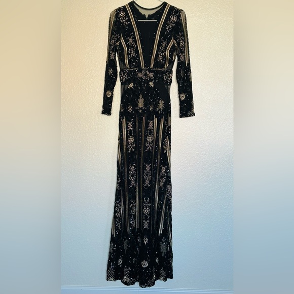 NET AND SEQUINS MAXI DRESS